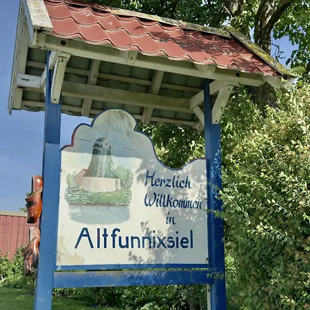Haus Kuestentraum Luettje Glueck - *